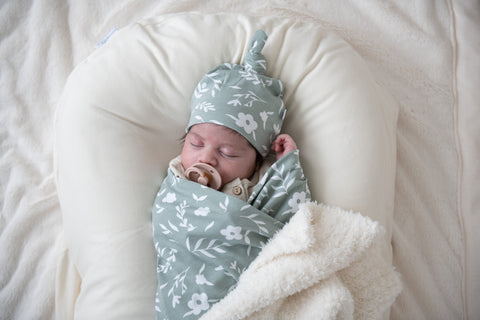 Saranoni - Stretchy Swaddles & Hats