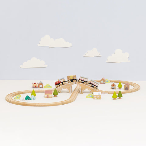 Le Toy Van - Figure of 8 Train Set